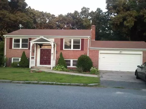 243 Bayberry Rd, Woonsocket, RI 02895 photo 1