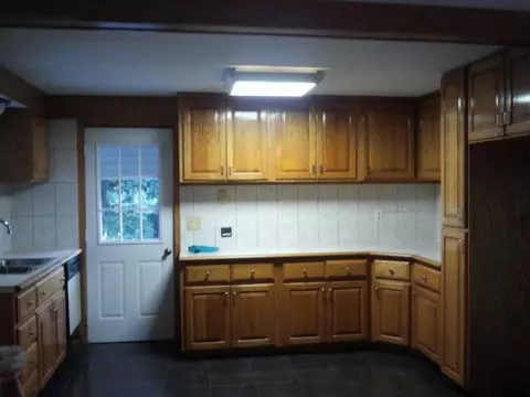 243 Bayberry Rd, Woonsocket, RI 02895 photo 3