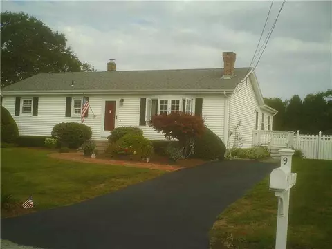 9 Jovere Dr, Westerly, RI 02891 photo 1
