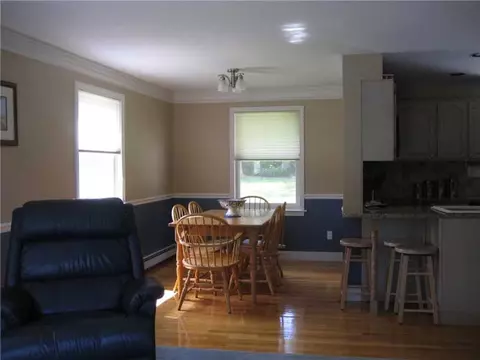 136 Alpine Estates Dr, Cranston, RI 02921 photo 4