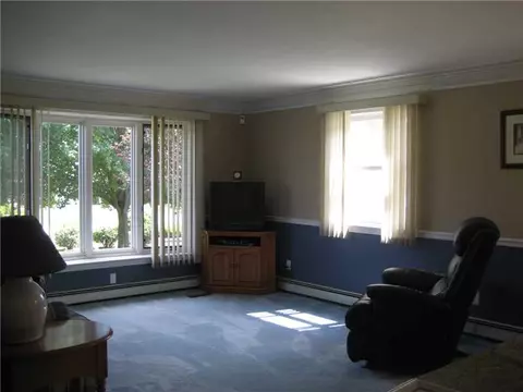 136 Alpine Estates Dr, Cranston, RI 02921 photo 5