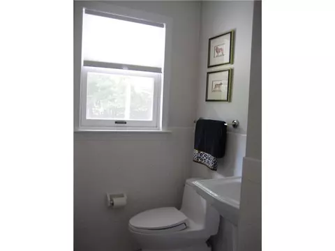 136 Alpine Estates Dr, Cranston, RI 02921 photo 9
