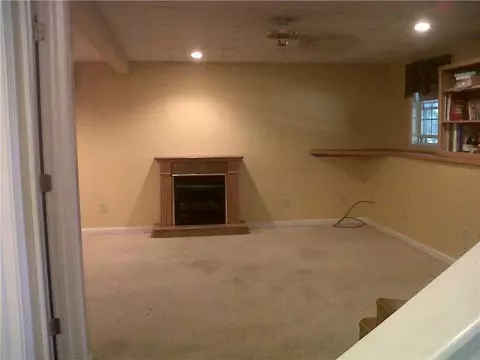 165 Minerva St, Woonsocket, RI 02895 photo 6