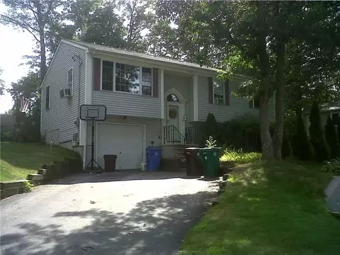 165 Minerva St, Woonsocket, RI 02895 photo 1
