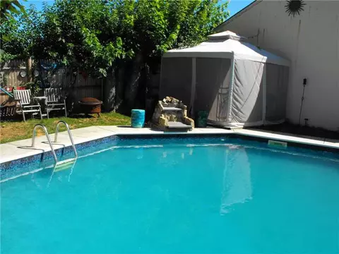 58 Sweet Ave, Woonsocket, RI 02895 photo 2