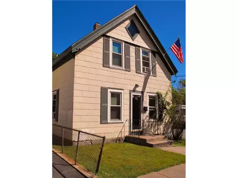 58 Sweet Ave, Woonsocket, RI 02895 photo 1