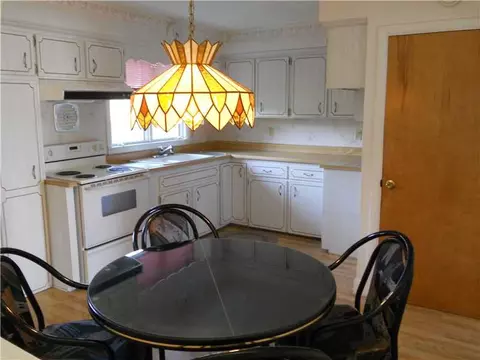 51 Ridge St, Woonsocket, RI 02895 photo 8