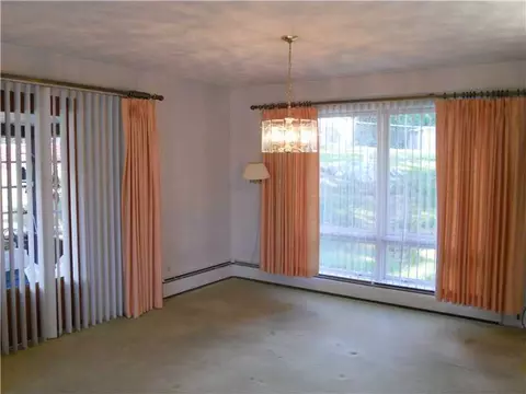 51 Ridge St, Woonsocket, RI 02895 photo 6