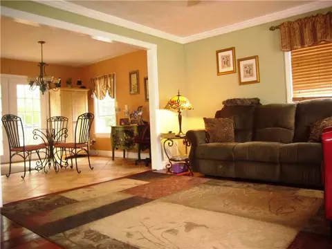 40 Wayne St, Warwick, RI 02889 photo 5