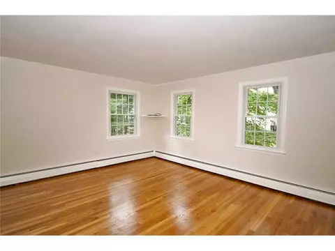 135 Hedgerow Dr, Warwick, RI 02886 photo 14
