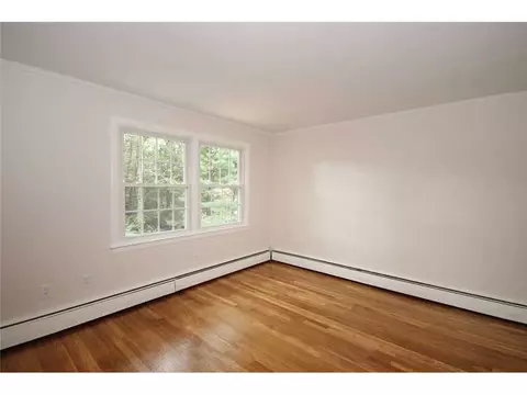 135 Hedgerow Dr, Warwick, RI 02886 photo 12
