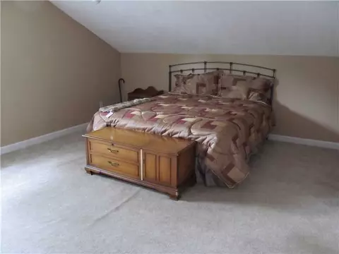233 Halsey Rd, Woonsocket, RI 02895 photo 12