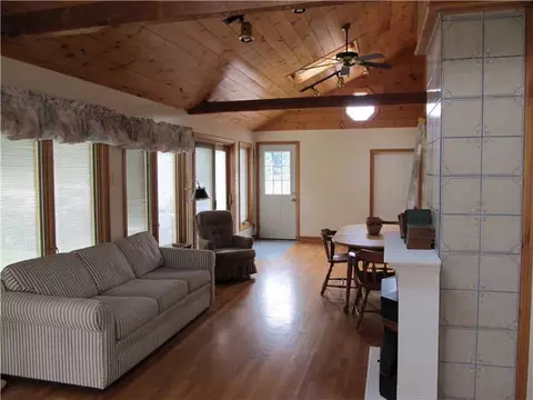 233 Halsey Rd, Woonsocket, RI 02895 photo 9
