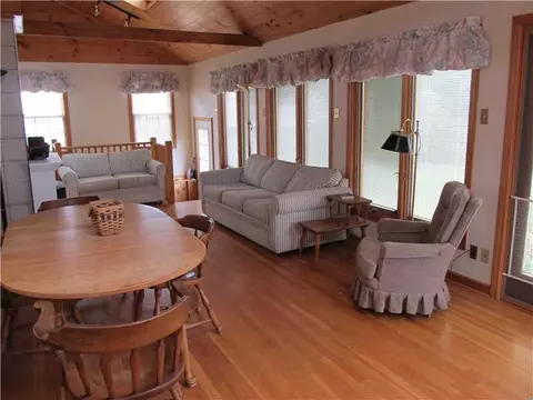 233 Halsey Rd, Woonsocket, RI 02895 photo 8