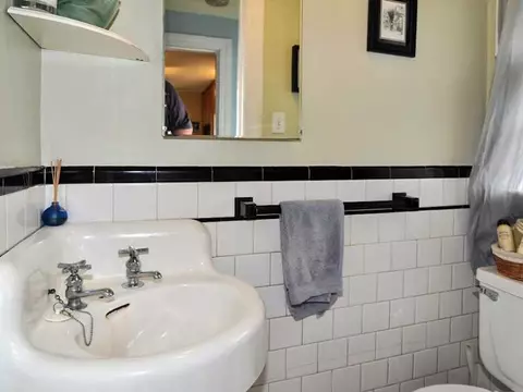59 Winslow Ave, Warwick, RI 02886 photo 17