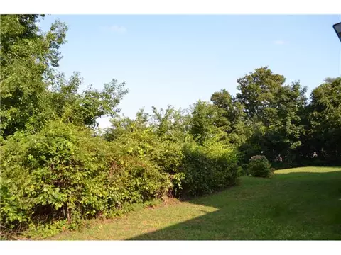 357 County Rd, Barrington, RI 02806 photo 5