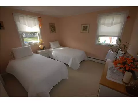 21 Riverdale Rd, Westerly, RI 02891 photo 11