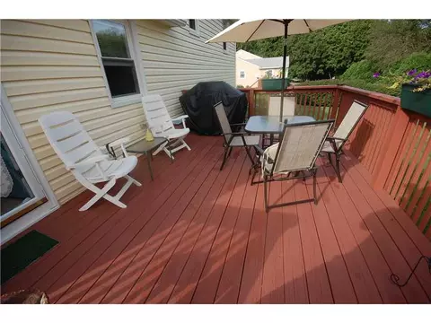 21 Riverdale Rd, Westerly, RI 02891 photo 5