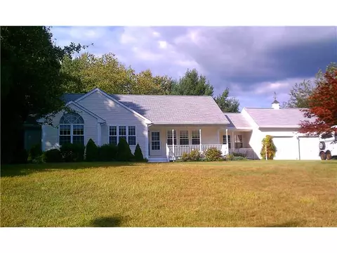 1 Hesspar Dr, Westerly, RI 02891 photo 1