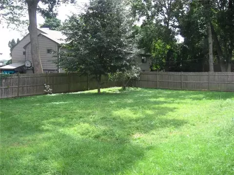 68 Model Ave, Warwick, RI 02888 photo 5