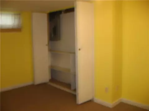 68 Model Ave, Warwick, RI 02888 photo 9