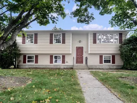 42 Ryan Ave, Warwick, RI 02889 photo 1