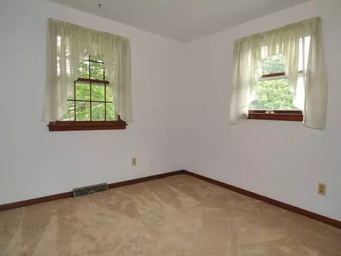 42 Ryan Ave, Warwick, RI 02889 photo 8