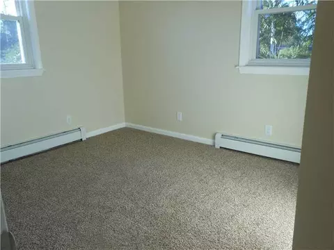 69 Obadiah Ave, Warwick, RI 02889 photo 7