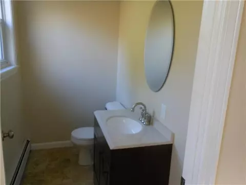 69 Obadiah Ave, Warwick, RI 02889 photo 5