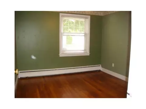 39 Lufkin Ct, Warwick, RI 02888 photo 6