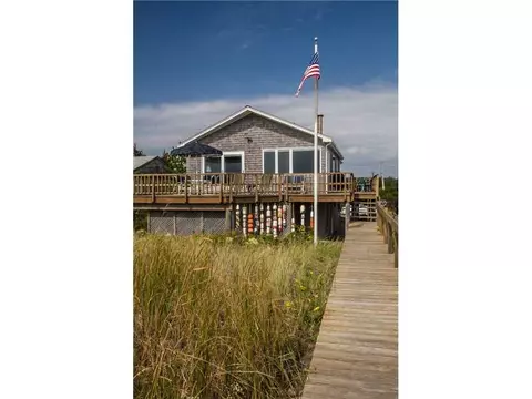 491 Atlantic Ave, Westerly, RI 02891 photo 3