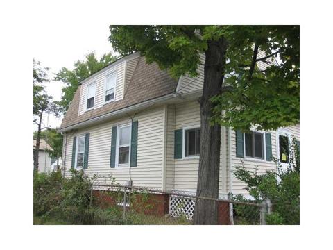 57 Maple Ave, Riverside, RI 02915 photo 2
