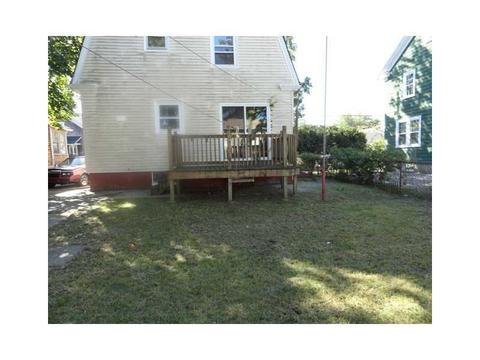 57 Maple Ave, Riverside, RI 02915 photo 3