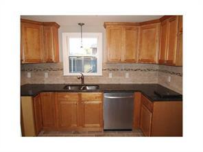 58 Massasoit Dr, Warwick, RI 02886 photo 4