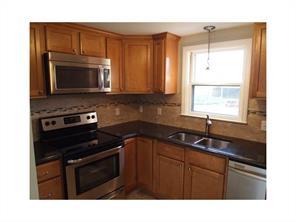 58 Massasoit Dr, Warwick, RI 02886 photo 5