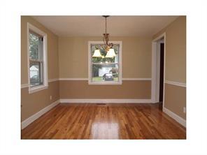 58 Massasoit Dr, Warwick, RI 02886 photo 2