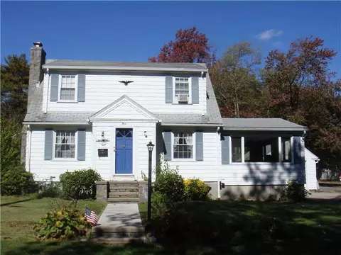 3 Carson Ave, Warwick, RI 02886 photo 2