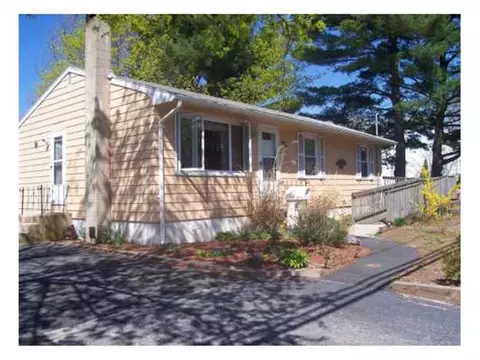 59 Arnold Rd, Coventry, RI 02816 photo 1