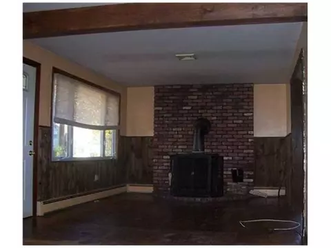 59 Arnold Rd, Coventry, RI 02816 photo 5