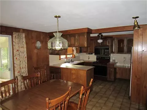 36 Bruce Ln, Warwick, RI 02886 photo 11