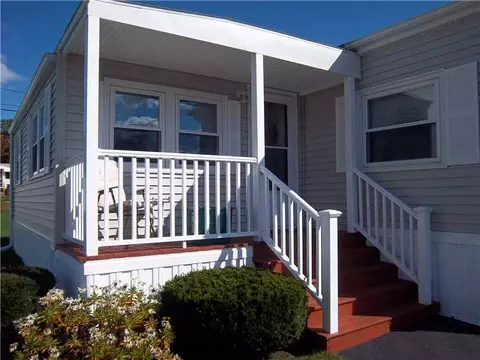 21 Lane E, Coventry, RI 02816 photo 3
