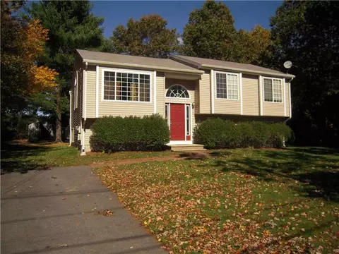 80 Maple St, Coventry, RI 02816 photo 1