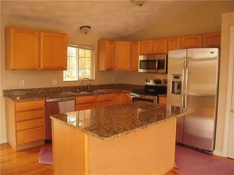 80 Maple St, Coventry, RI 02816 photo 7