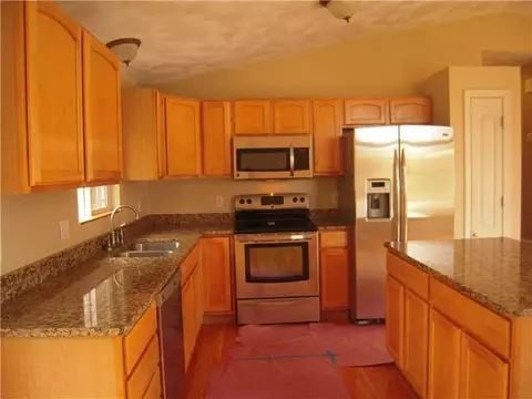 80 Maple St, Coventry, RI 02816 photo 6