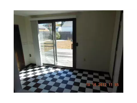 96 Lydia Ave, Woonsocket, RI 02895 photo 7
