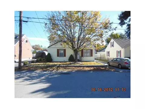 96 Lydia Ave, Woonsocket, RI 02895 photo 1