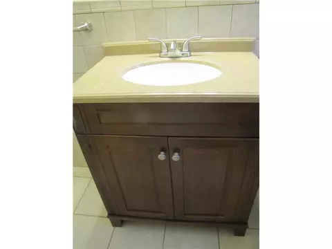 103 Asylum Rd, Warwick, RI 02886 photo 5