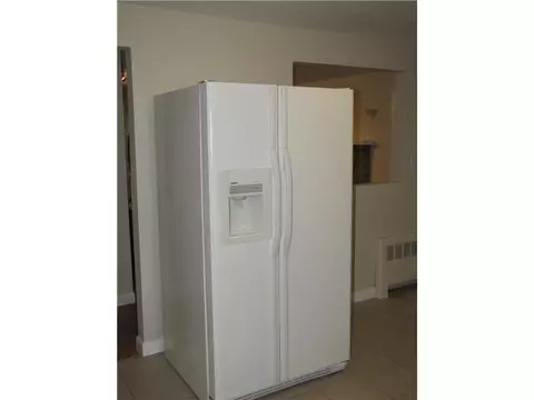 103 Asylum Rd, Warwick, RI 02886 photo 3