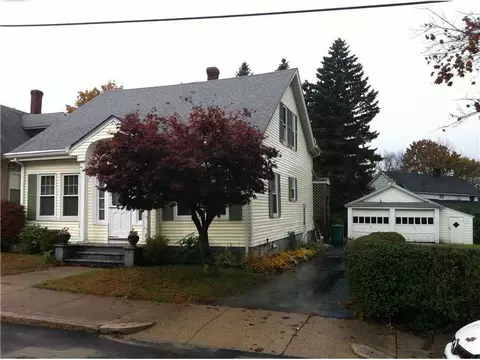 58 Edmund St, Woonsocket, RI 02895 photo 2