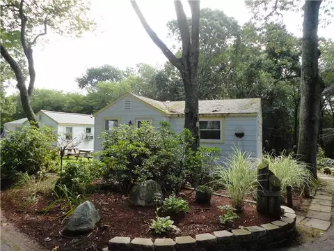 88 Old Post Rd #17, Westerly, RI 02891 photo 1